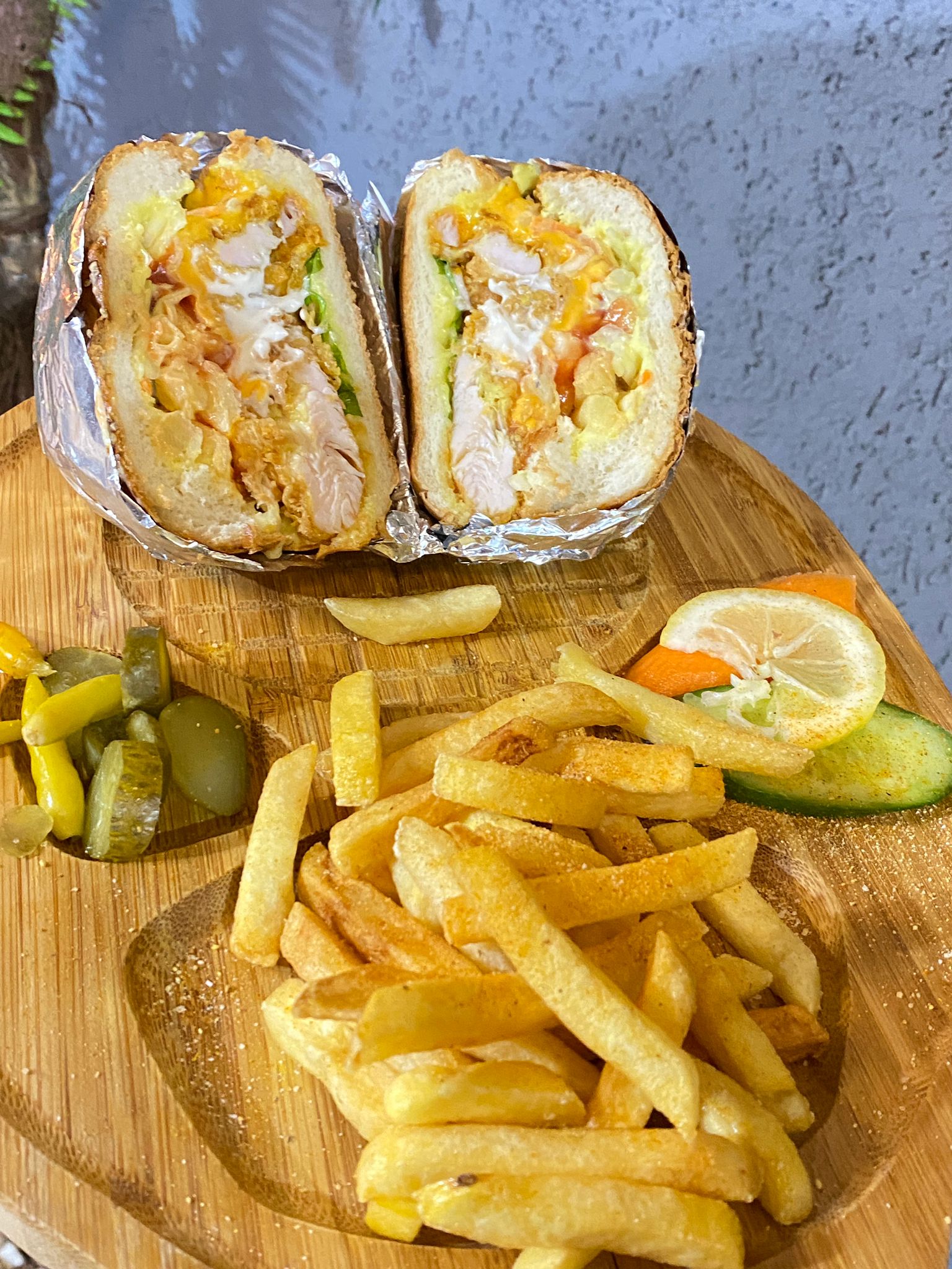 Çıtır Tavuk Hamburger